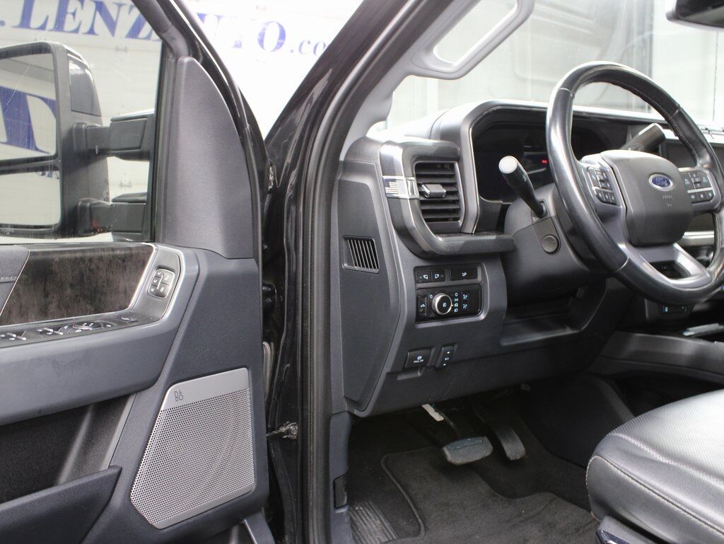 2023 Ford F-250 Super Duty 4x4 Crew Cab Lariat Fond du Lac WI