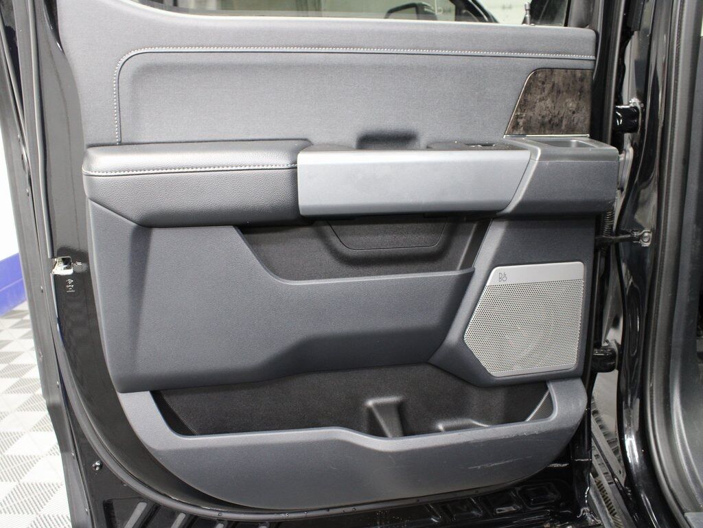 2023 Ford F-250 Super Duty 4x4 Crew Cab Lariat Fond du Lac WI