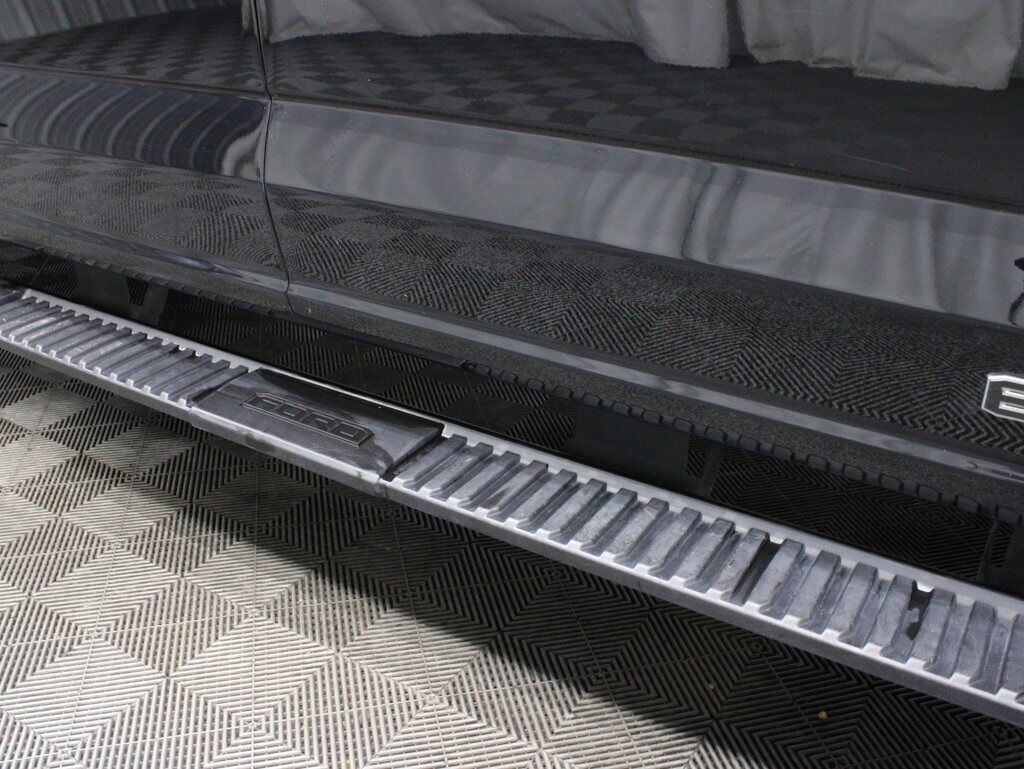2023 Ford F-250 Super Duty 4x4 Crew Cab Lariat Fond du Lac WI