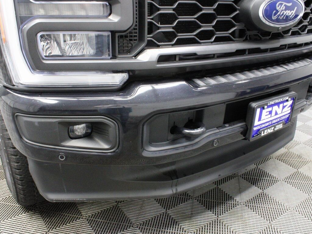 2023 Ford F-250 Super Duty 4x4 Crew Cab Lariat Fond du Lac WI