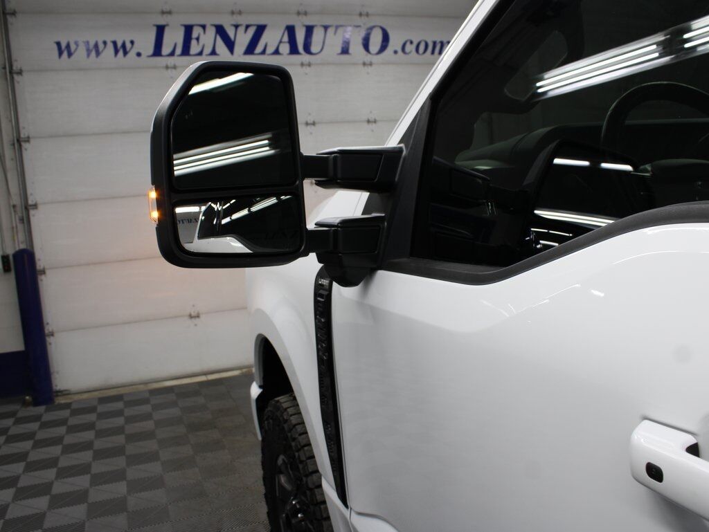 2023 Ford F-250 Super Duty 4x4 Crew Cab Lariat Fond du Lac WI