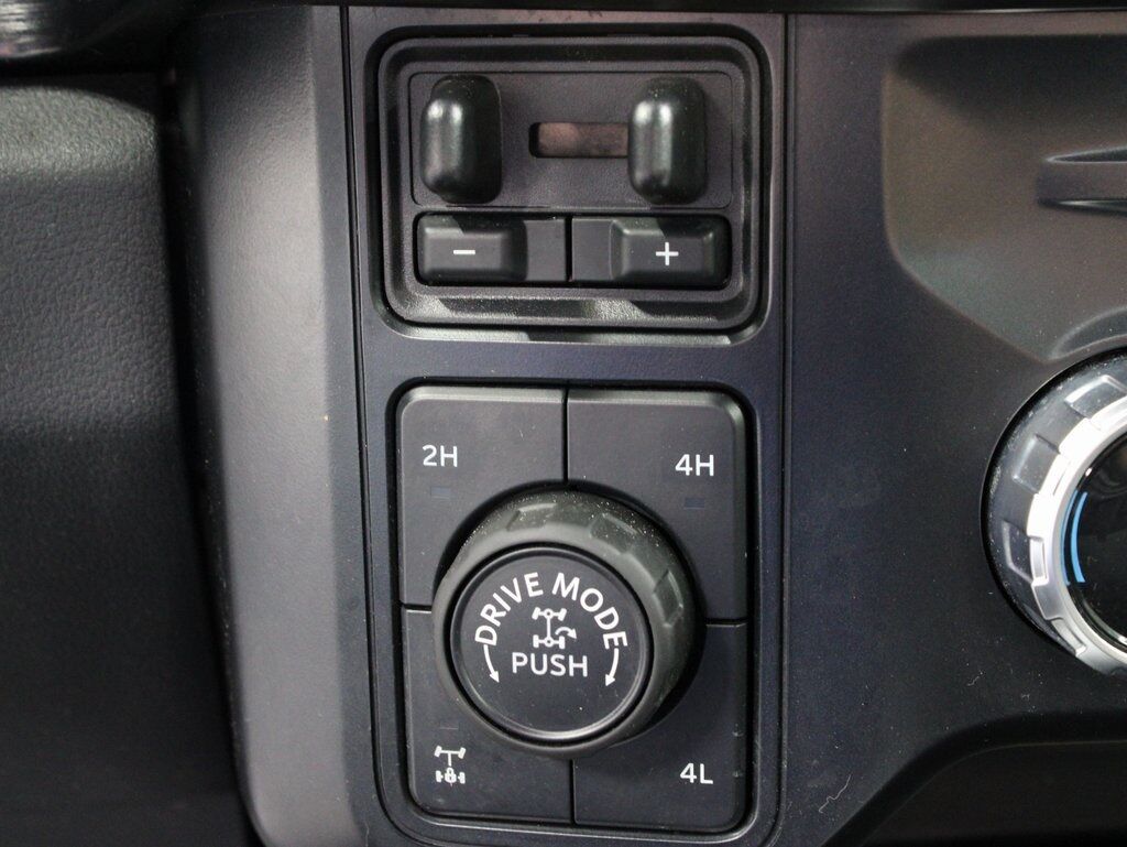 2023 Ford F-250 Super Duty 4x4 Crew Cab Lariat Fond du Lac WI