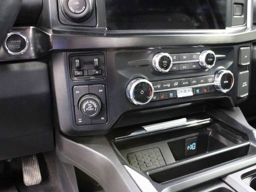 2023 Ford F-250 Super Duty 4x4 Crew Cab Lariat Fond du Lac WI