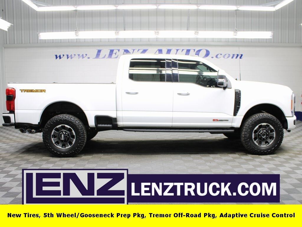 2023 Ford F-250 Super Duty 4x4 Crew Cab Lariat Fond du Lac WI