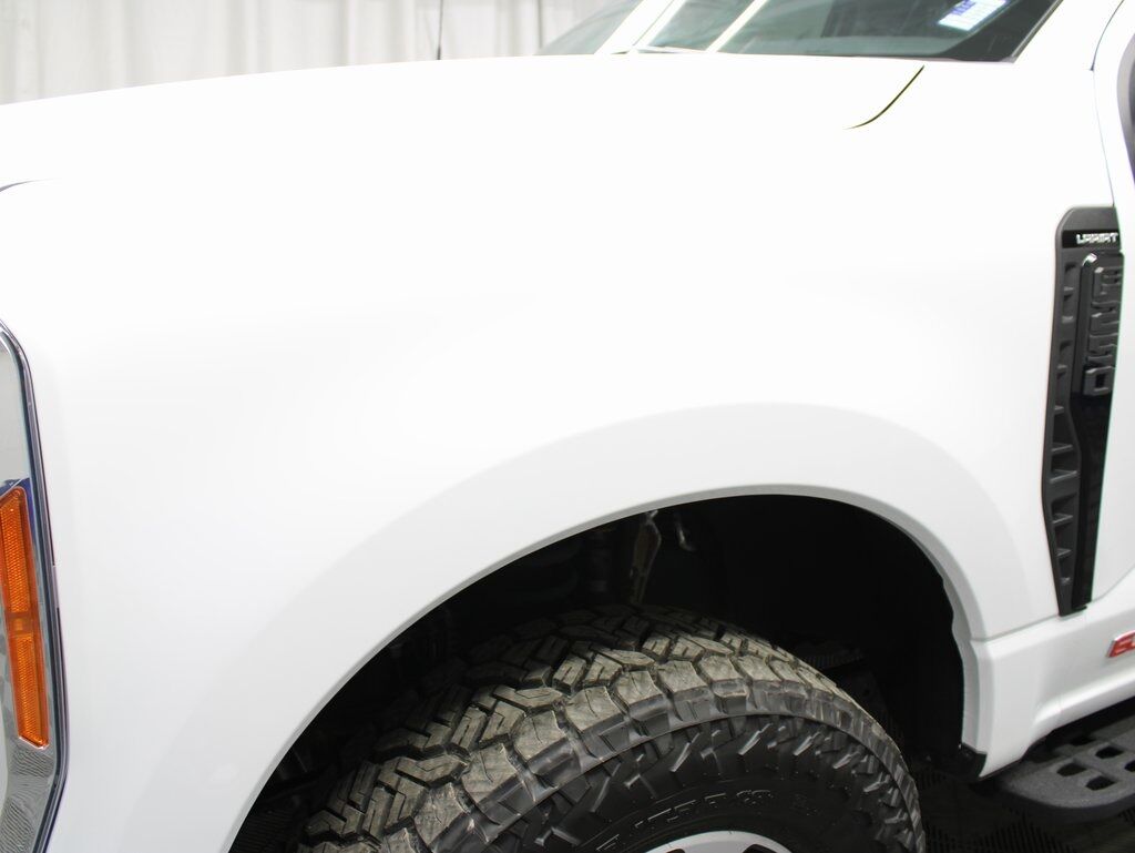 2023 Ford F-250 Super Duty 4x4 Crew Cab Lariat Fond du Lac WI