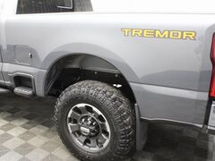 2023 Ford F-250 Super Duty 4x4 Crew Cab Lariat Fond du Lac WI