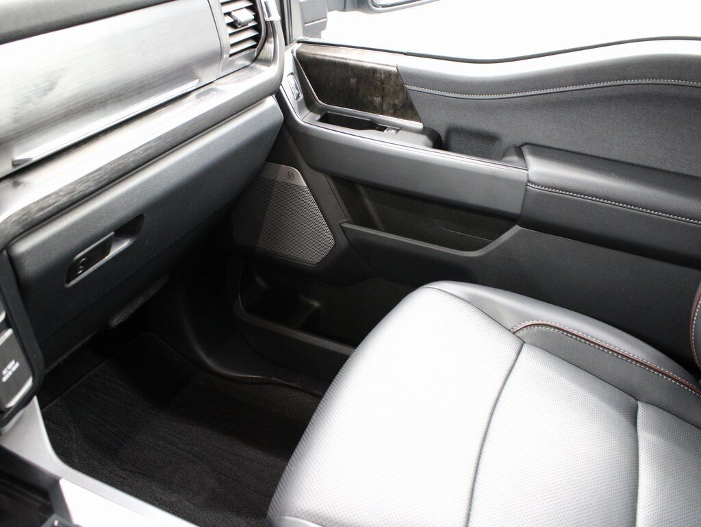 2023 Ford F-250 Super Duty 4x4 Crew Cab Lariat Fond du Lac WI