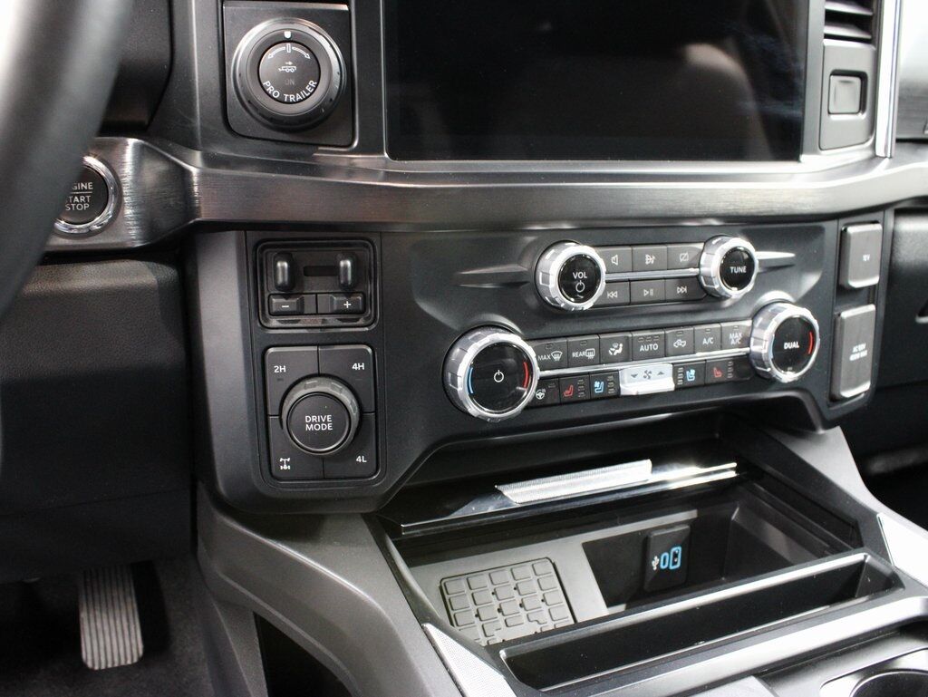 2023 Ford F-250 Super Duty 4x4 Crew Cab Lariat Fond du Lac WI
