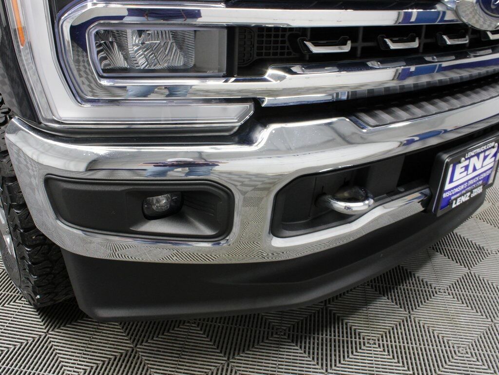 2023 Ford F-250 Super Duty 4x4 Crew Cab Lariat Fond du Lac WI