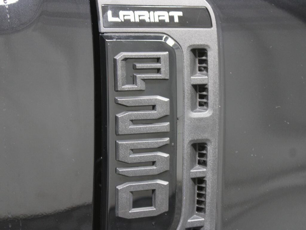 2023 Ford F-250 Super Duty 4x4 Crew Cab Lariat Fond du Lac WI