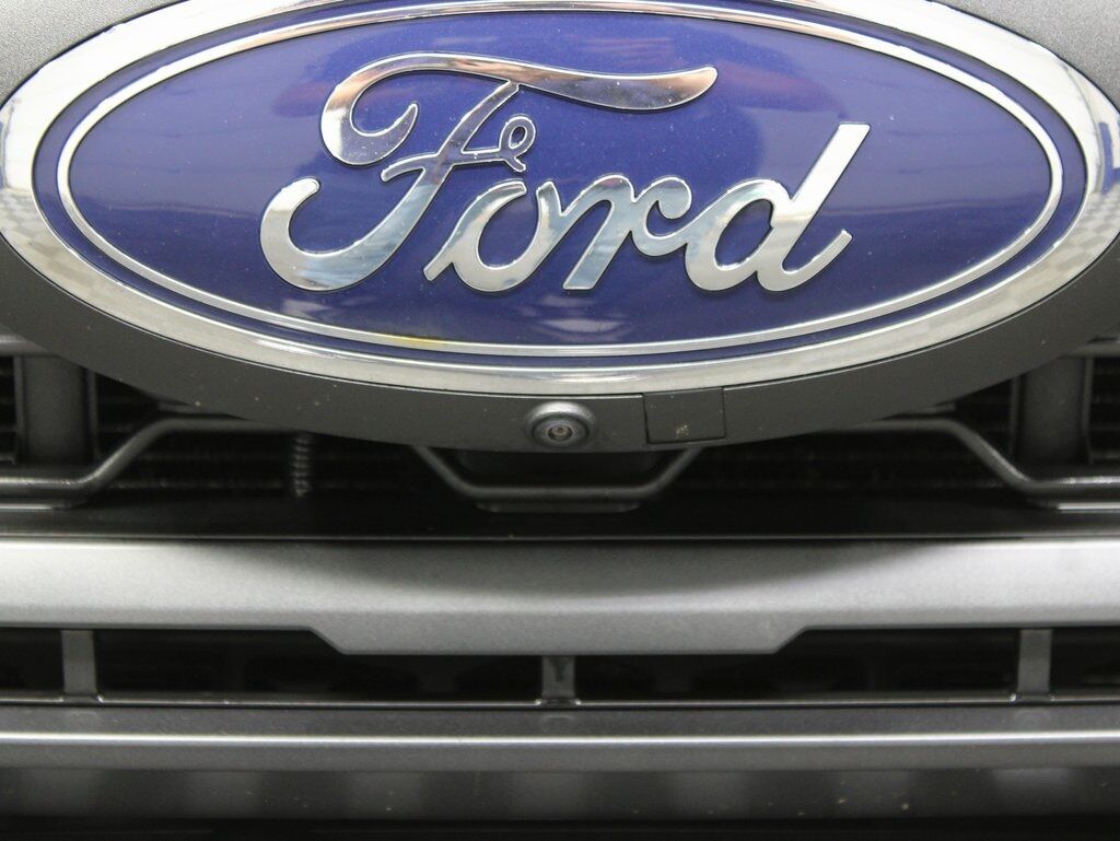 2023 Ford F-250 Super Duty 4x4 Crew Cab Lariat Fond du Lac WI