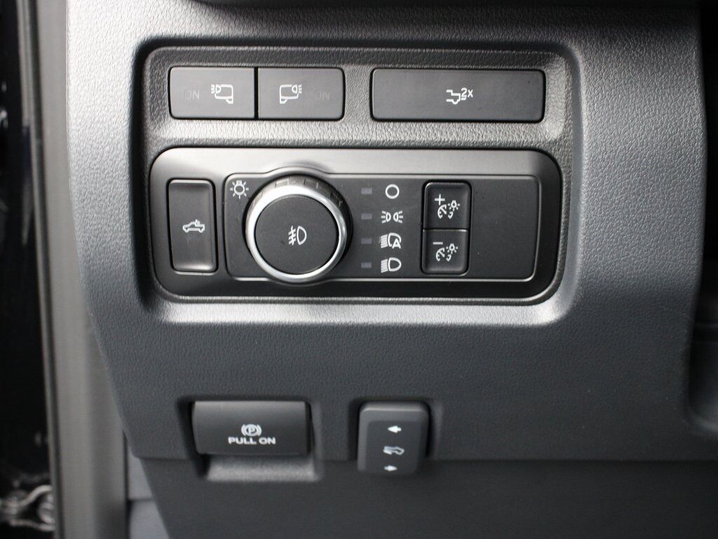 2023 Ford F-250 Super Duty 4x4 Crew Cab Lariat Fond du Lac WI