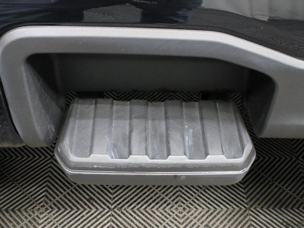 2023 Ford F-250 Super Duty 4x4 Crew Cab Lariat Fond du Lac WI