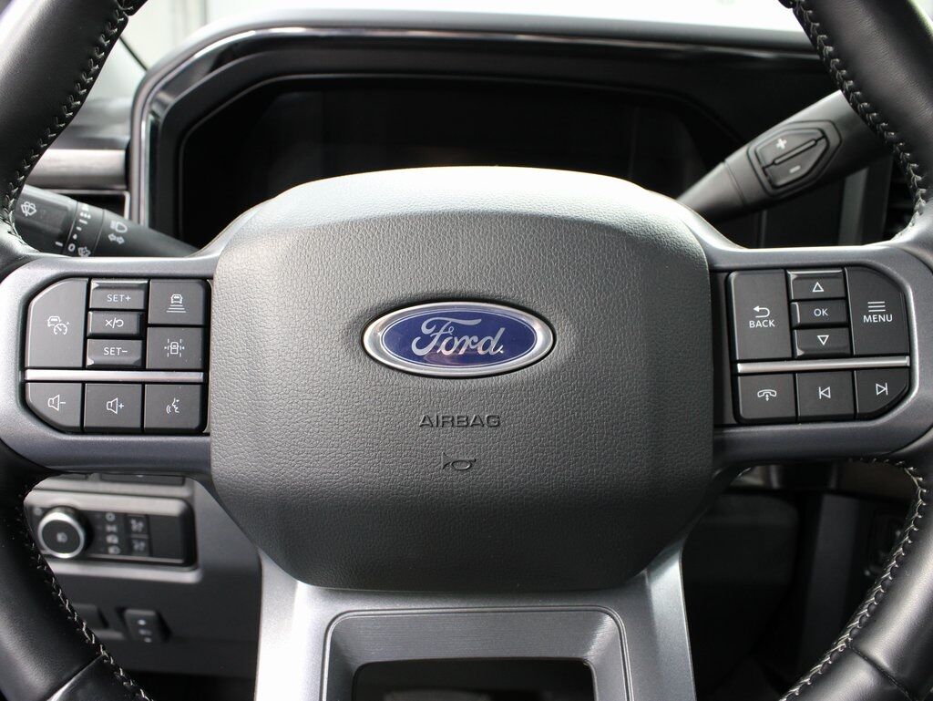 2023 Ford F-250 Super Duty 4x4 Crew Cab Lariat Fond du Lac WI