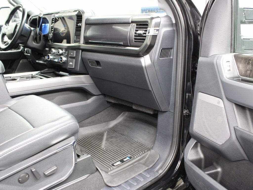 2023 Ford F-250 Super Duty 4x4 Crew Cab Lariat Fond du Lac WI