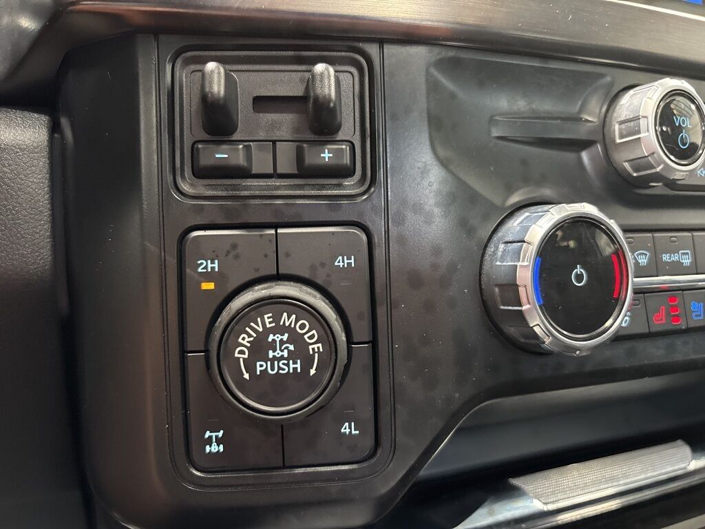 2023 Ford F-250 Super Duty 4x4 Crew Cab Lariat Minocqua WI
