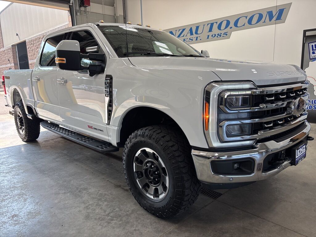 2023 Ford F-250 Super Duty 4x4 Crew Cab Lariat Minocqua WI