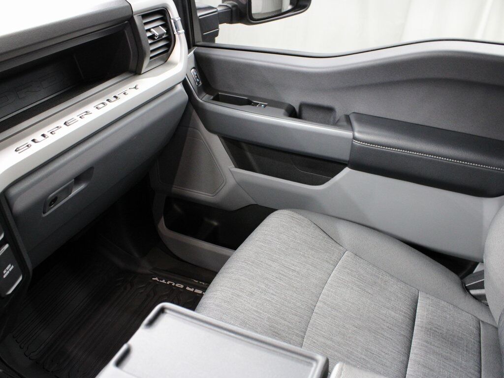 2023 Ford F-250 Super Duty 4x4 Crew Cab XL Fond du Lac WI
