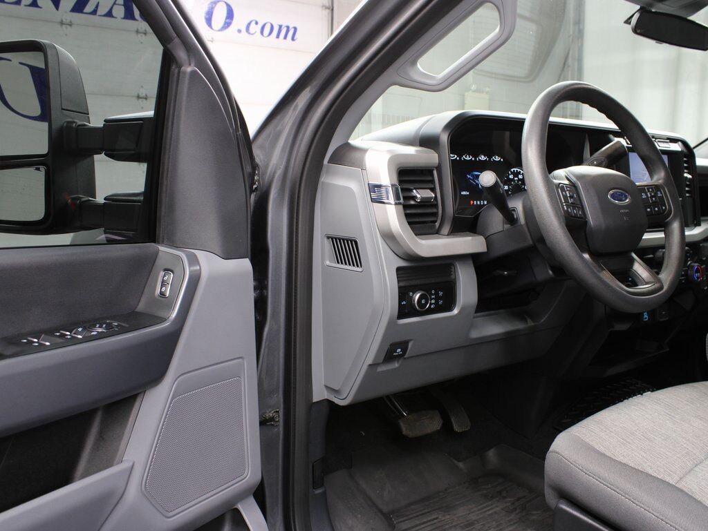 2023 Ford F-250 Super Duty 4x4 Crew Cab XL Fond du Lac WI