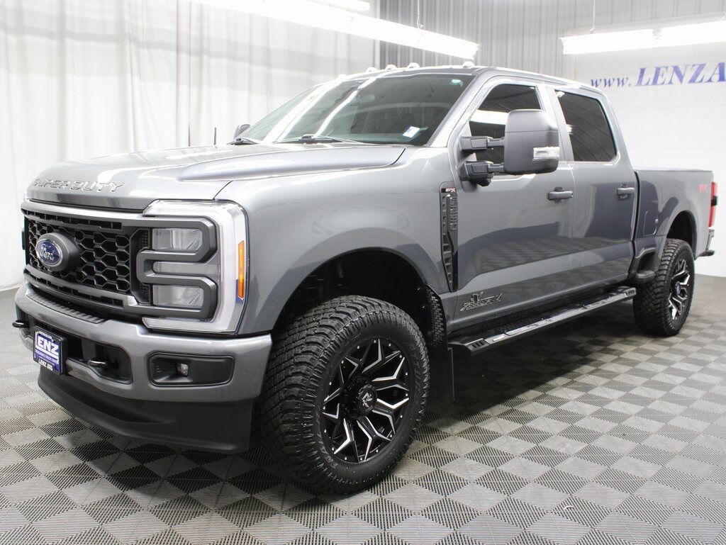 2023 Ford F-250 Super Duty 4x4 Crew Cab XL Fond du Lac WI