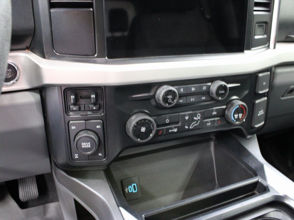 2023 Ford F-250 Super Duty 4x4 Crew Cab XLT Fond du Lac WI