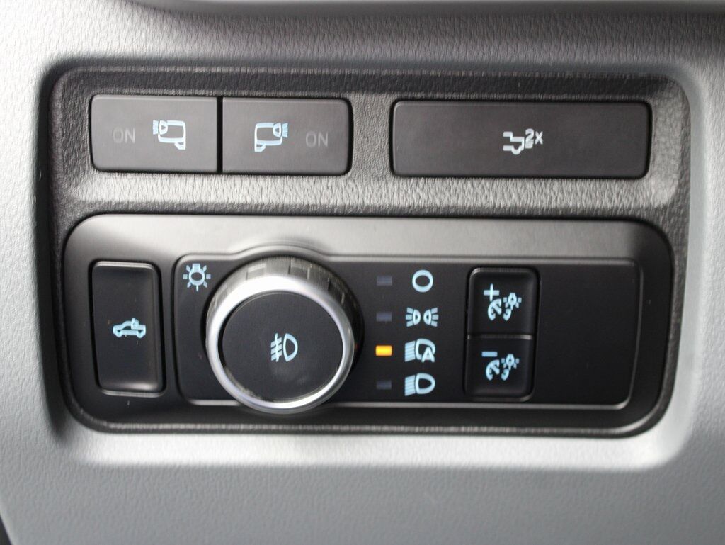 2023 Ford F-250 Super Duty 4x4 Crew Cab XLT Fond du Lac WI