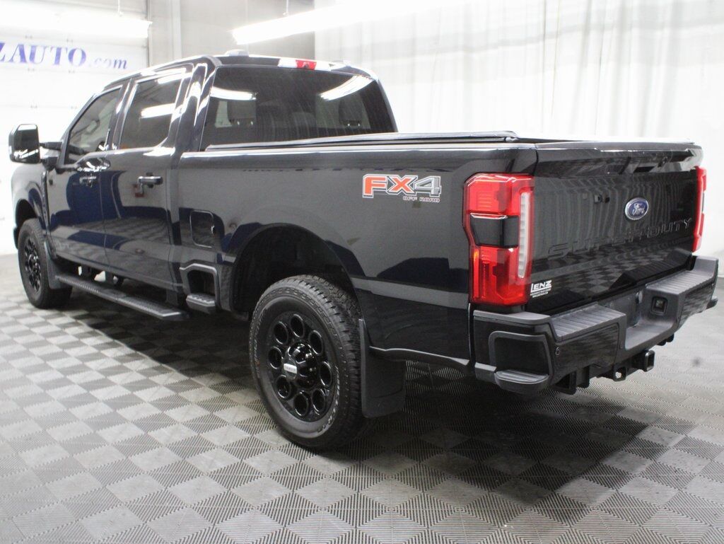 2023 Ford F-250 Super Duty 4x4 Crew Cab XLT Fond du Lac WI