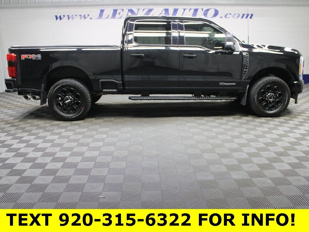 2023 Ford F-250 Super Duty 4x4 Crew Cab XLT Fond du Lac WI