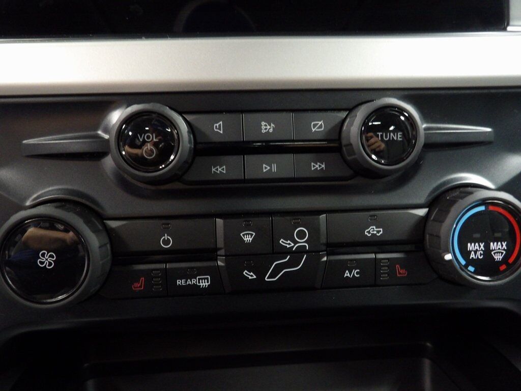 2023 Ford F-250 Super Duty 4x4 Crew Cab XLT Fond du Lac WI