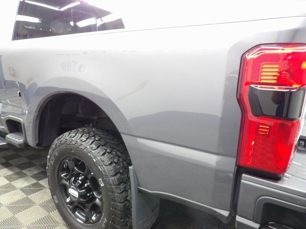 2023 Ford F-250 Super Duty 4x4 Crew Cab XLT Fond du Lac WI