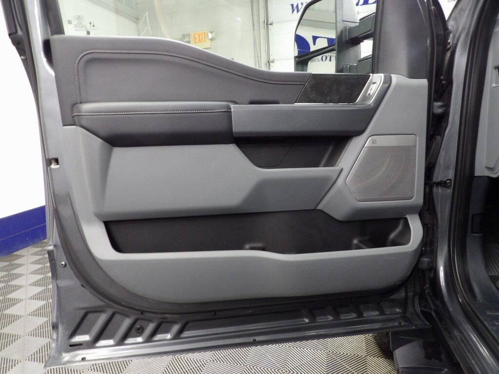 2023 Ford F-250 Super Duty 4x4 Crew Cab XLT Fond du Lac WI