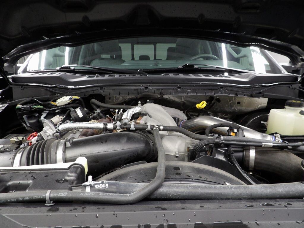 2023 Ford F-250 Super Duty 4x4 Crew Cab XLT Fond du Lac WI