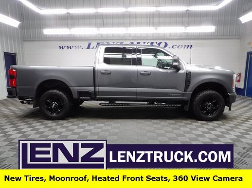 2023_Ford_F-250 Super Duty_4x4 Crew Cab XLT_ Fond du Lac WI