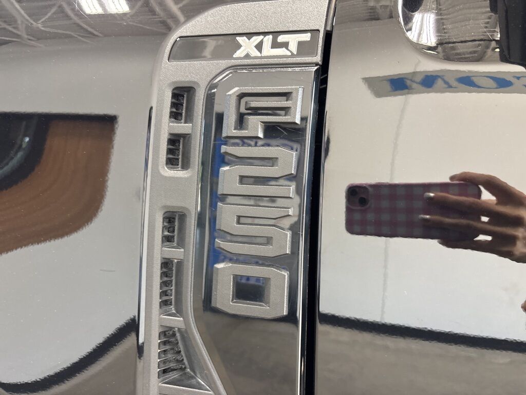 2023 Ford F-250 Super Duty 4x4 Crew Cab XLT Minocqua WI