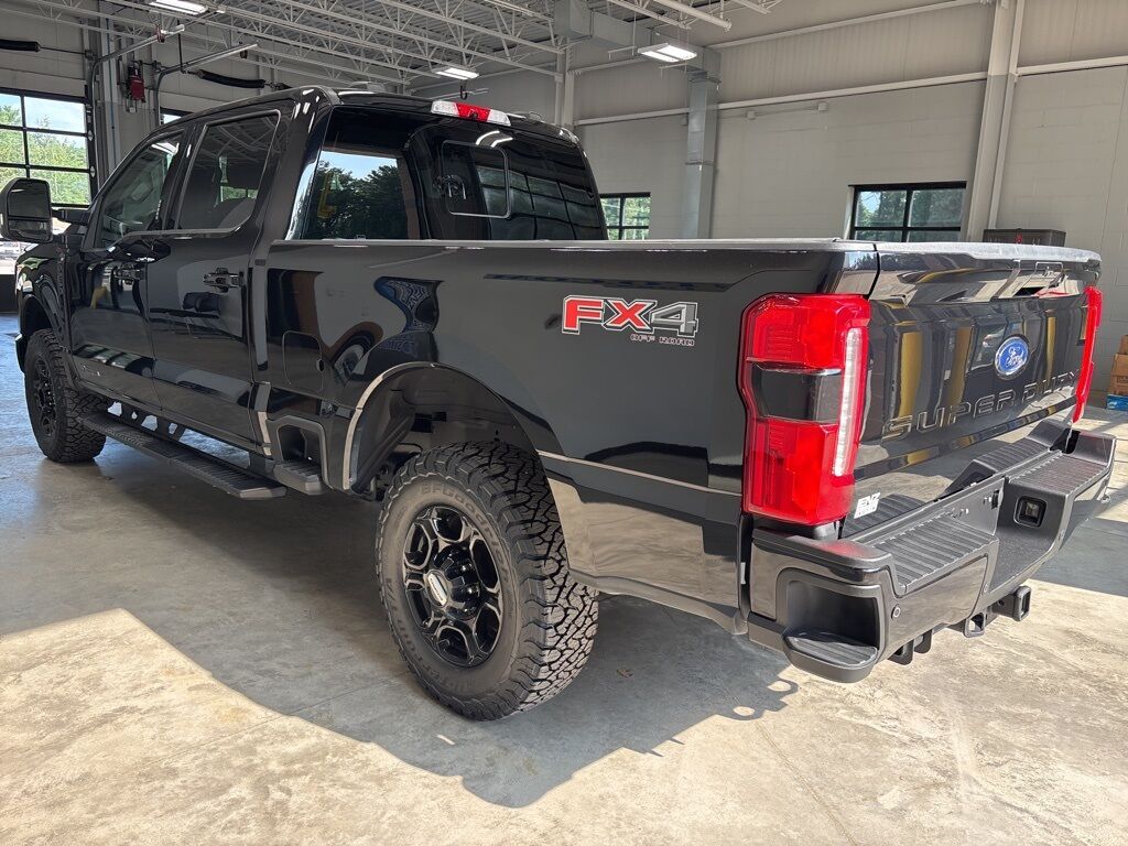 2023 Ford F-250 Super Duty 4x4 Crew Cab XLT Minocqua WI