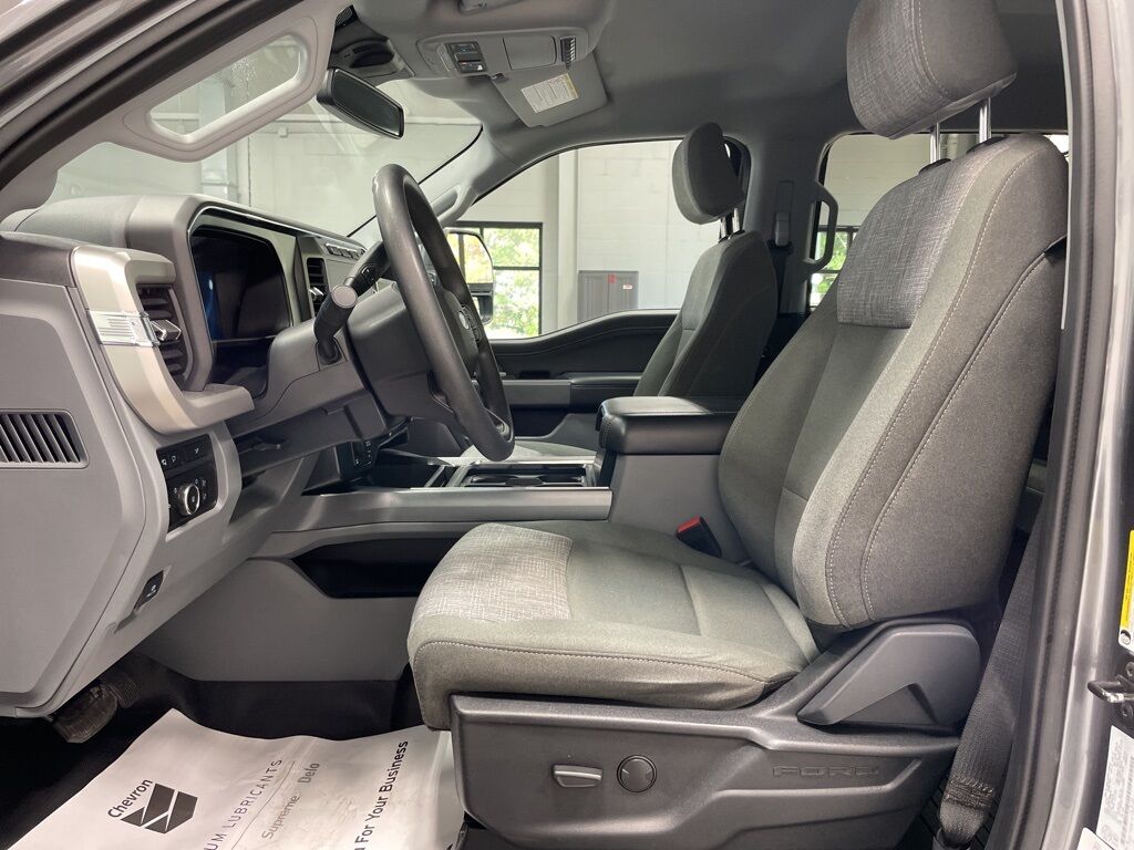 2023 Ford F-250 Super Duty 4x4 Crew Cab XLT Minocqua WI