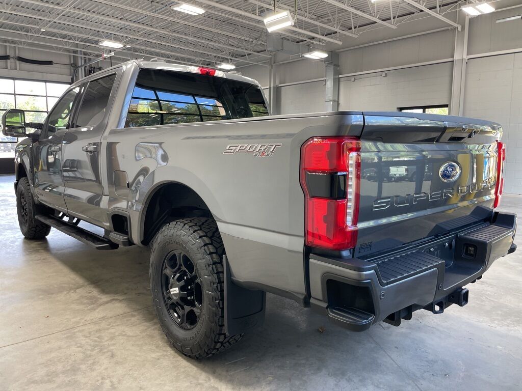 2023 Ford F-250 Super Duty 4x4 Crew Cab XLT Minocqua WI