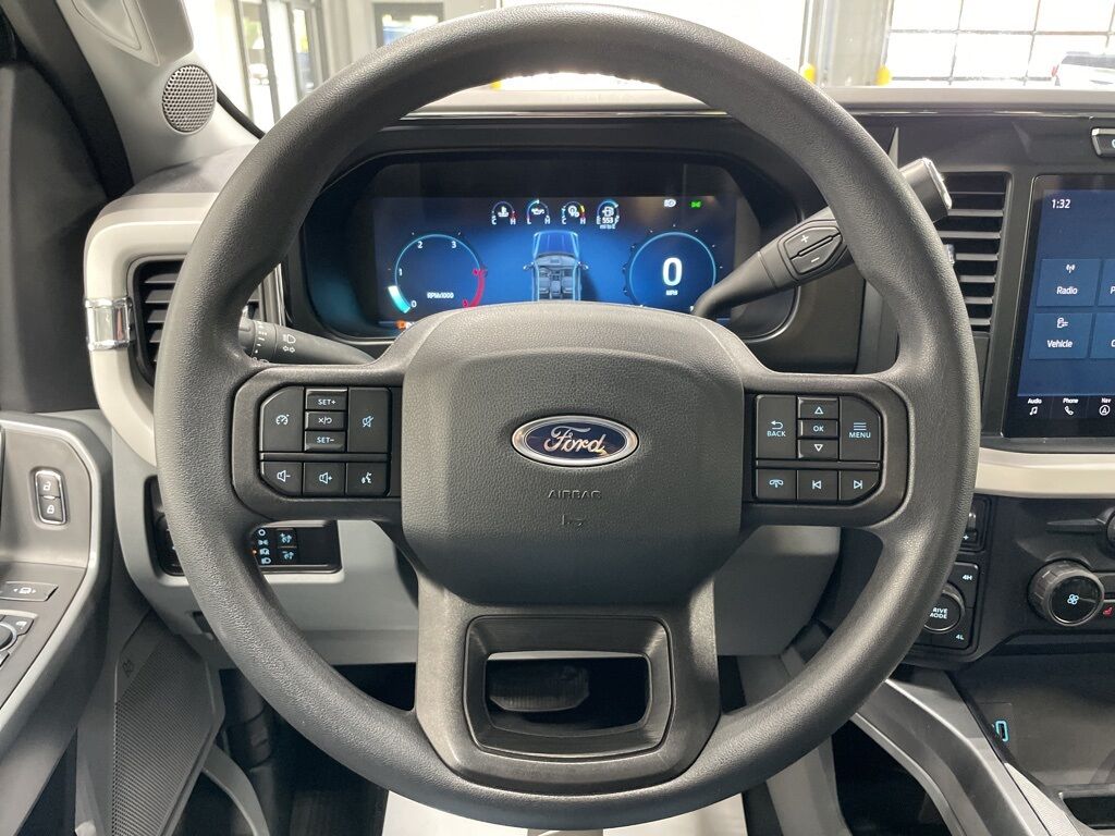 2023 Ford F-250 Super Duty 4x4 Crew Cab XLT Minocqua WI