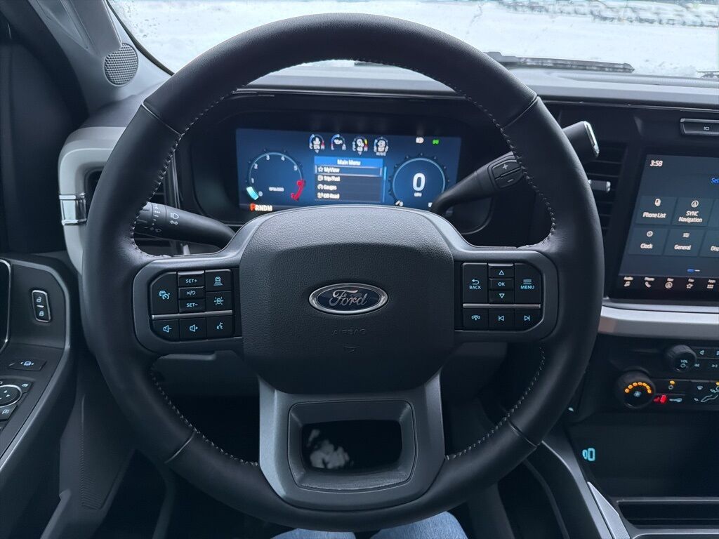 2023 Ford F-250 Super Duty 4x4 Crew Cab XLT Minocqua WI