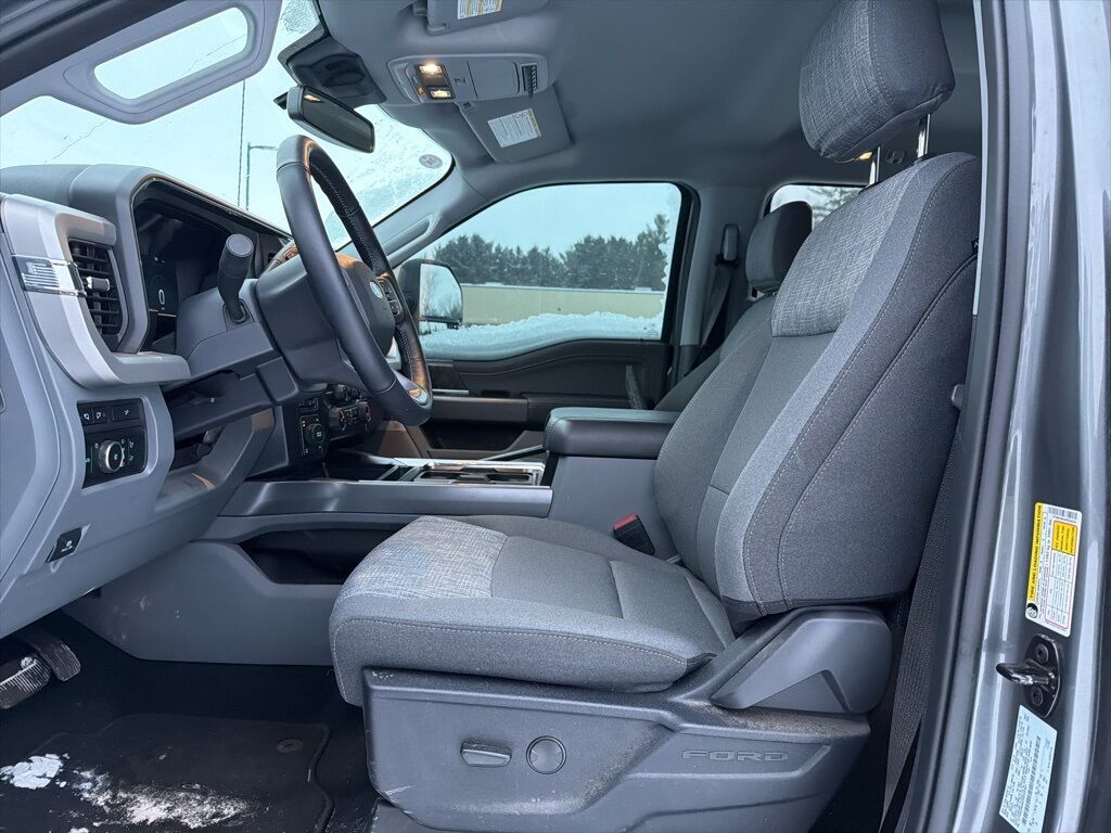 2023 Ford F-250 Super Duty 4x4 Crew Cab XLT Minocqua WI