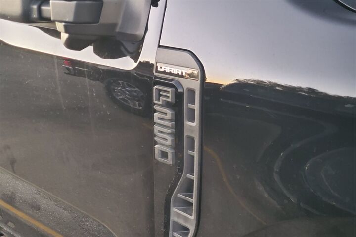 2023 Ford F-250SD Lariat  TX