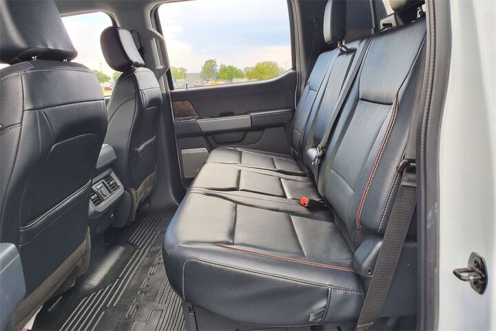 2023 Ford F-250SD Lariat  TX