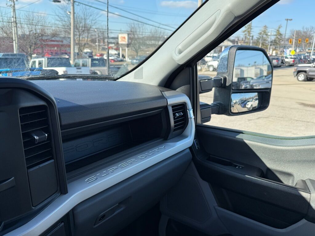 2023 Ford F-250SD XL Crestwood KY