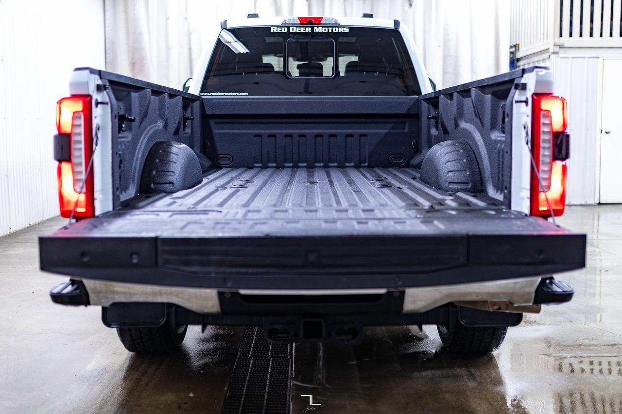 2023 Ford F-350 4x4 Crew Cab King Ranch Longbox Diesel Leather Roof Nav Red Deer AB