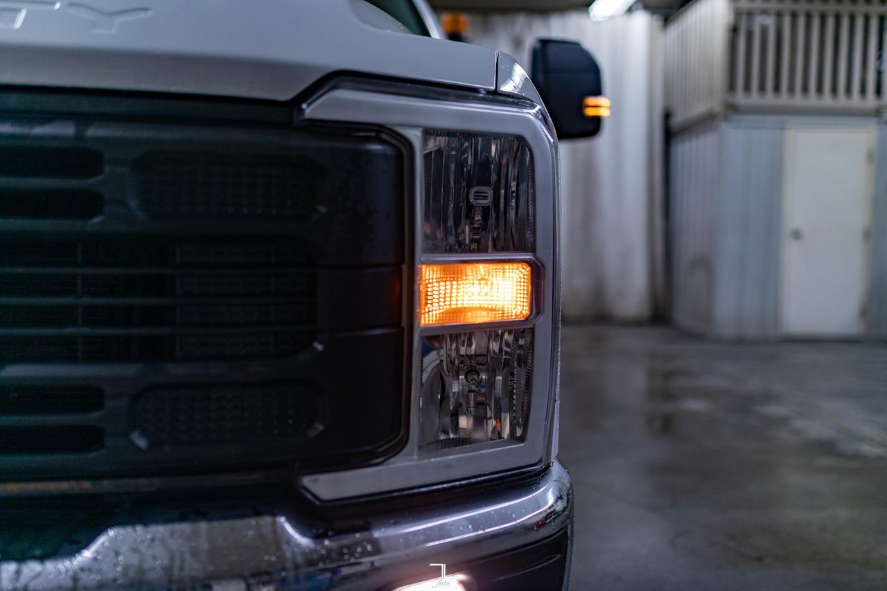 2023 Ford F-350 4x4 Crew Cab XL Deck BCam Red Deer AB