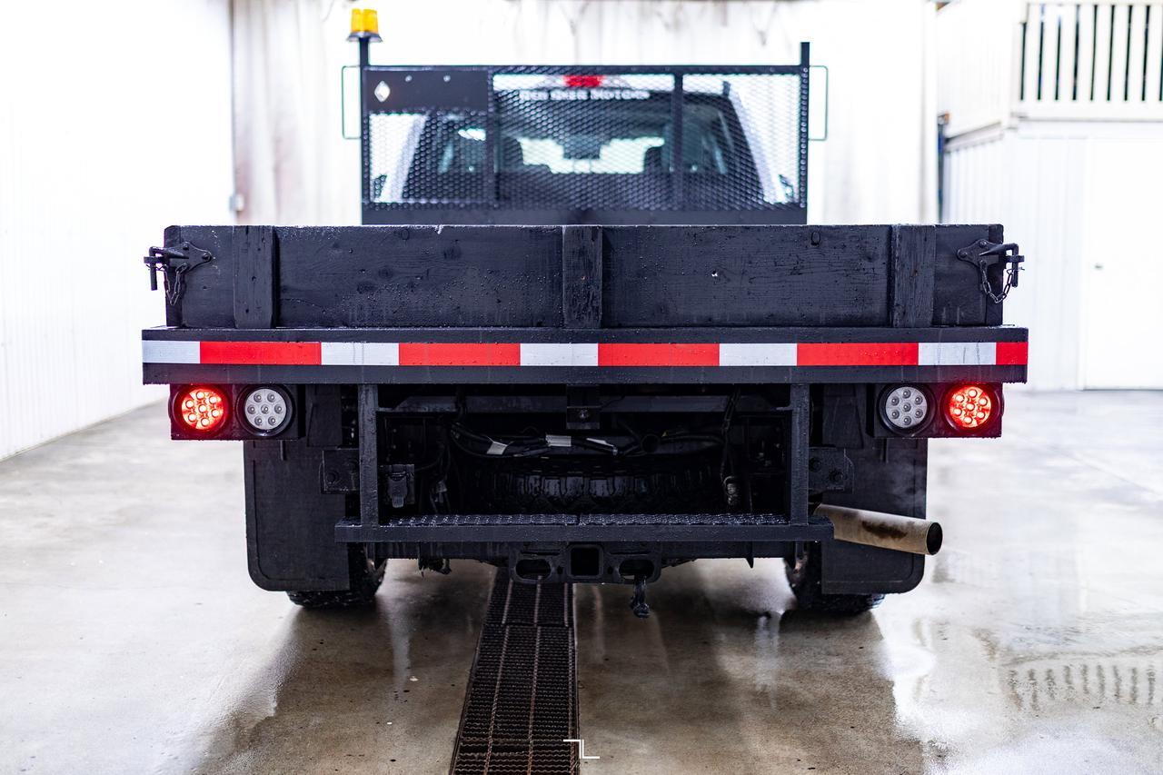 2023 Ford F-350 4x4 Crew Cab XL Deck BCam Red Deer AB