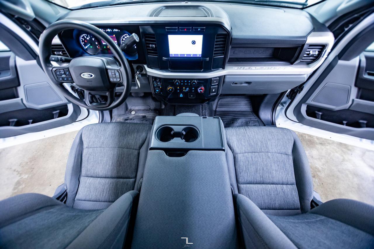 2023 Ford F-350 4x4 Crew Cab XL Deck BCam Red Deer AB