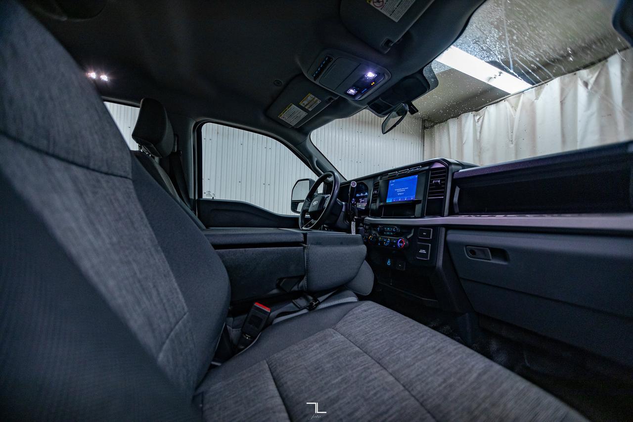 2023 Ford F-350 4x4 Crew Cab XL Deck BCam Red Deer AB