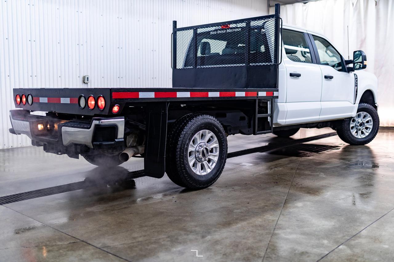 2023 Ford F-350 4x4 Crew Cab XL Deck BCam Red Deer AB