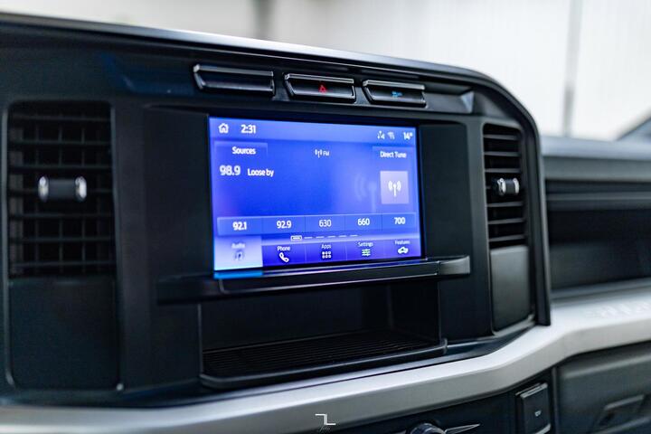 2023 Ford F-350 4x4 Crew Cab XL Deck Red Deer AB